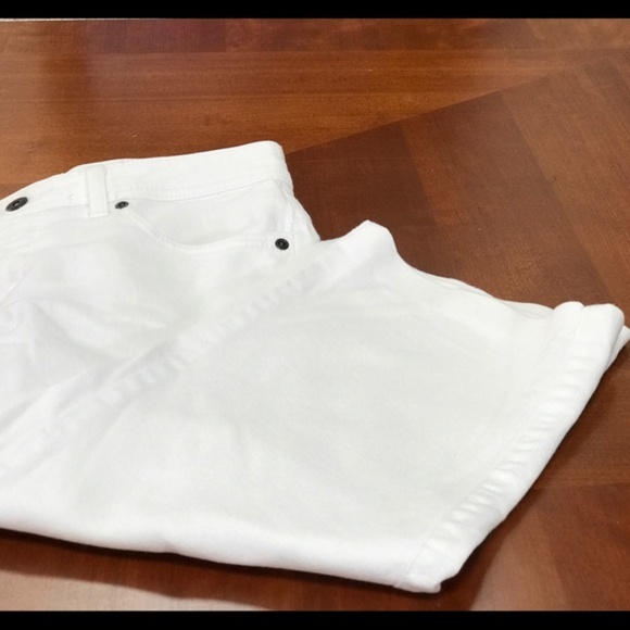 Lee Capri Jeans in Ladies White Size  6. - Picture 6 of 8